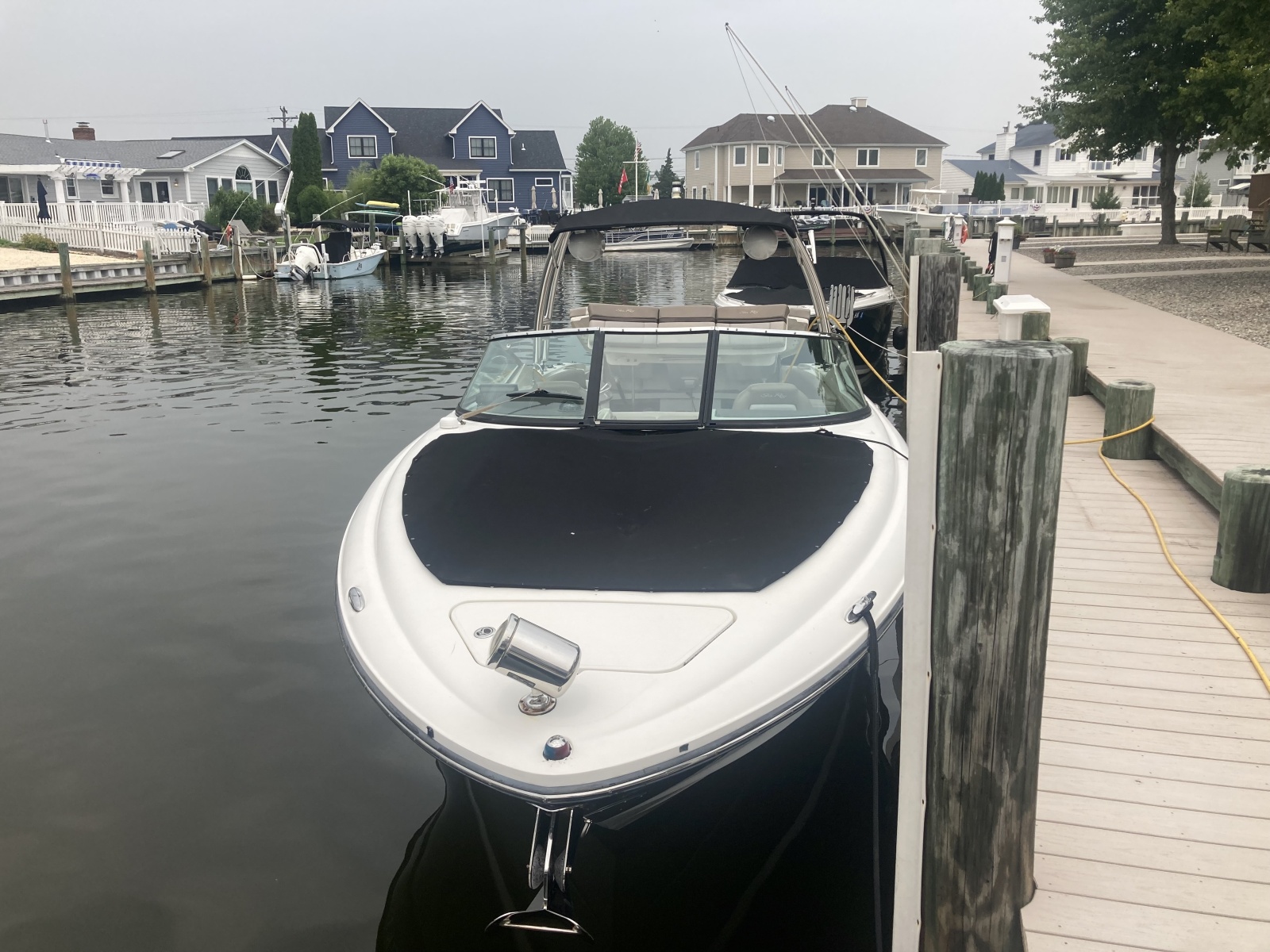 2011 Sea Ray 270 SLX