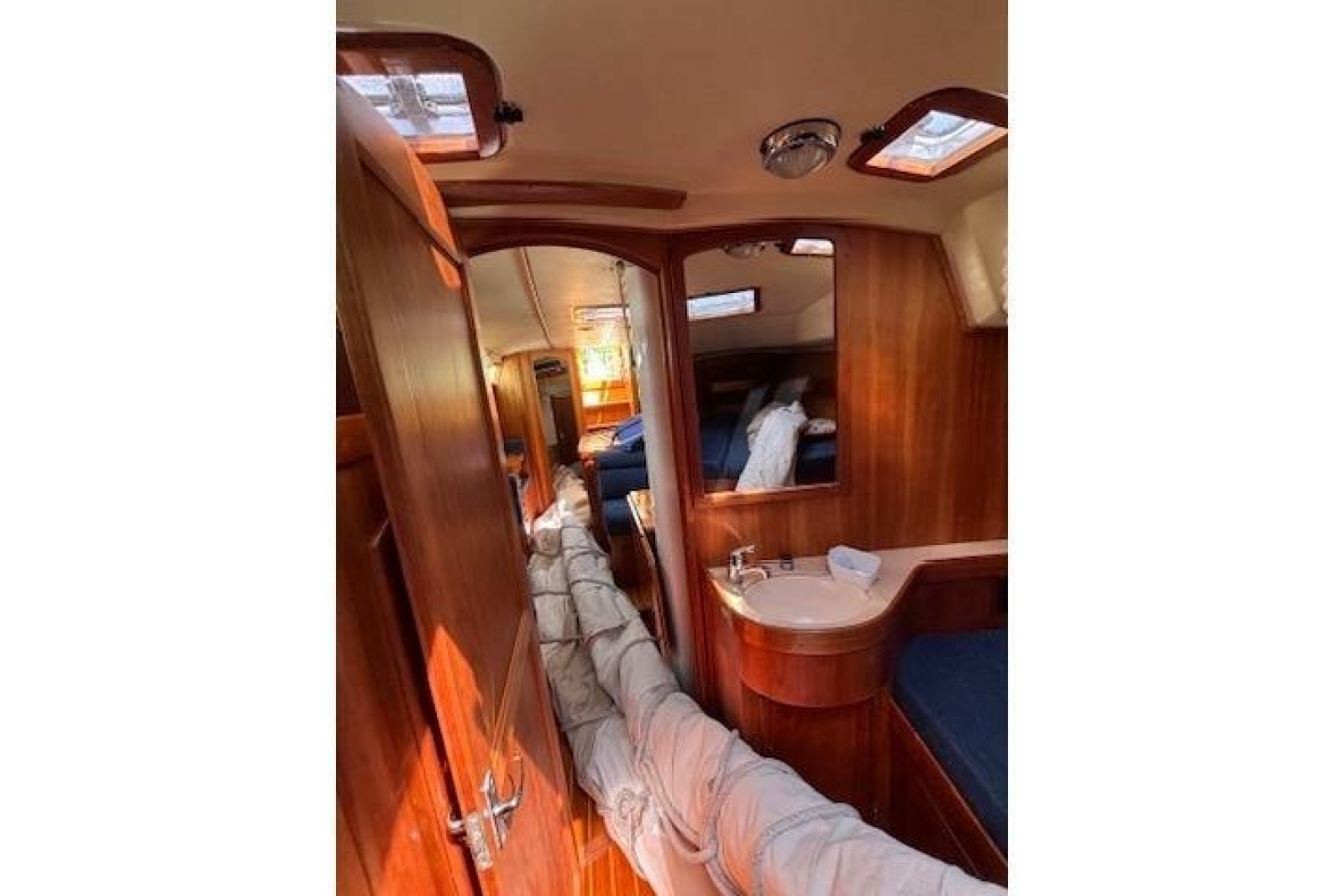 2000 Sabre 402