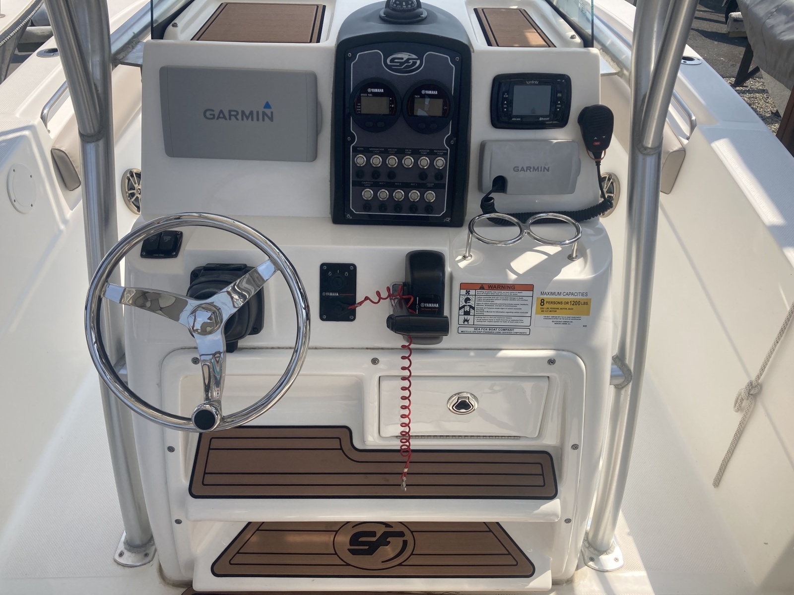 2016 Sea Fox 226 Commander