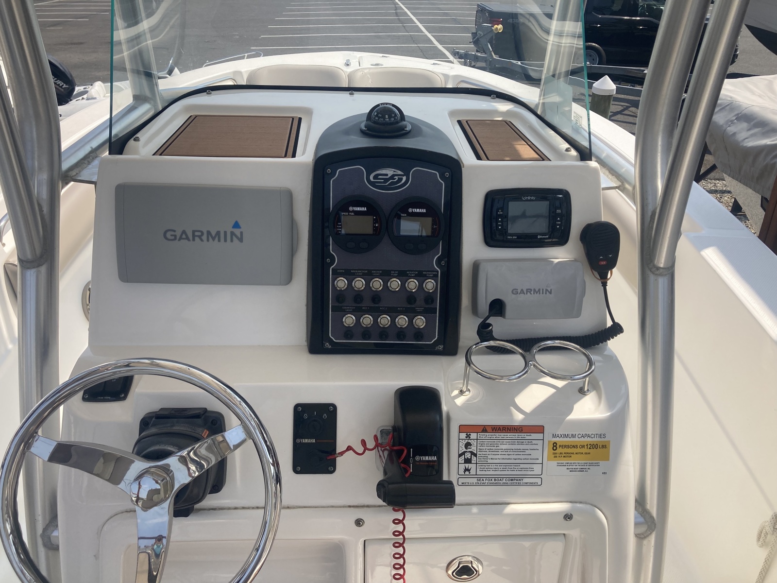 2016 Sea Fox 226 Commander