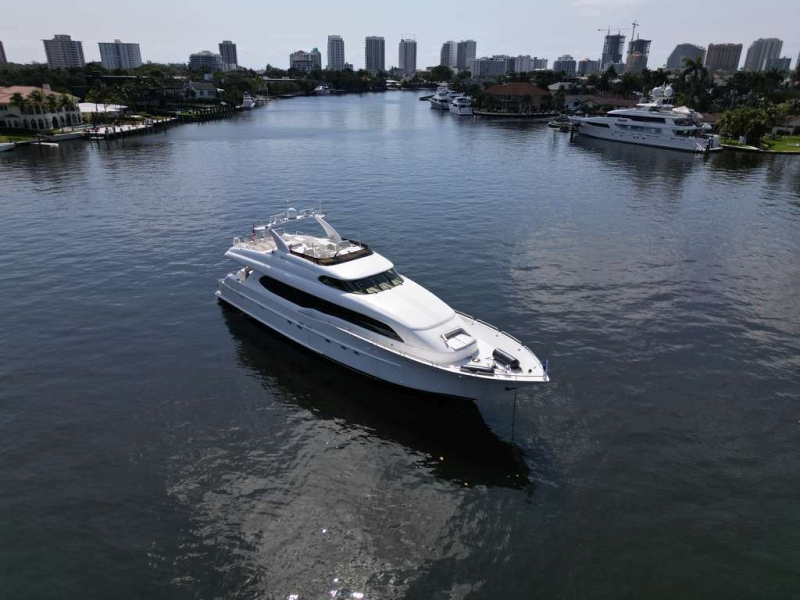 94ft Lazzara Yachts Yacht For Sale