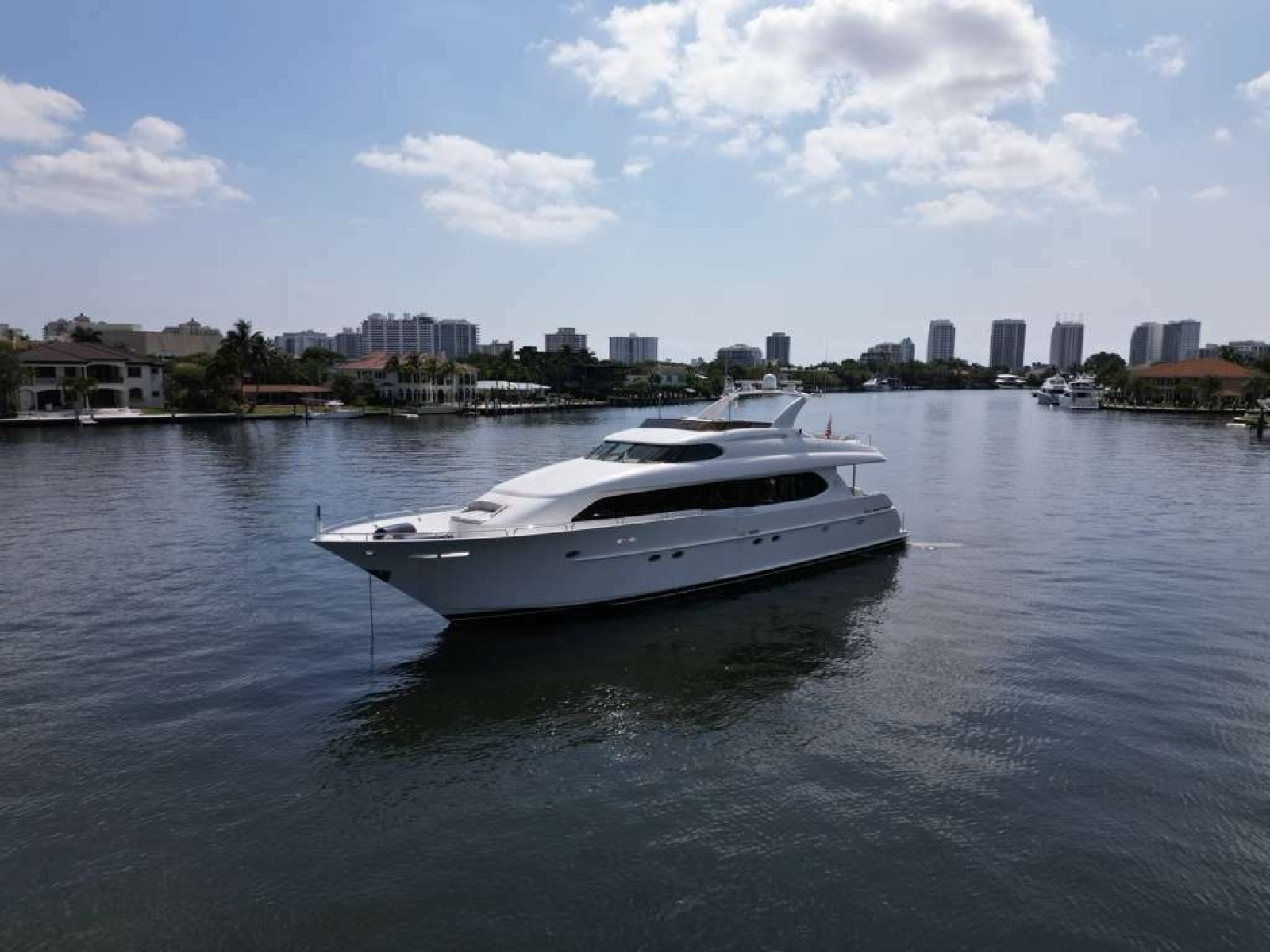 94ft Lazzara Yachts Yacht For Sale