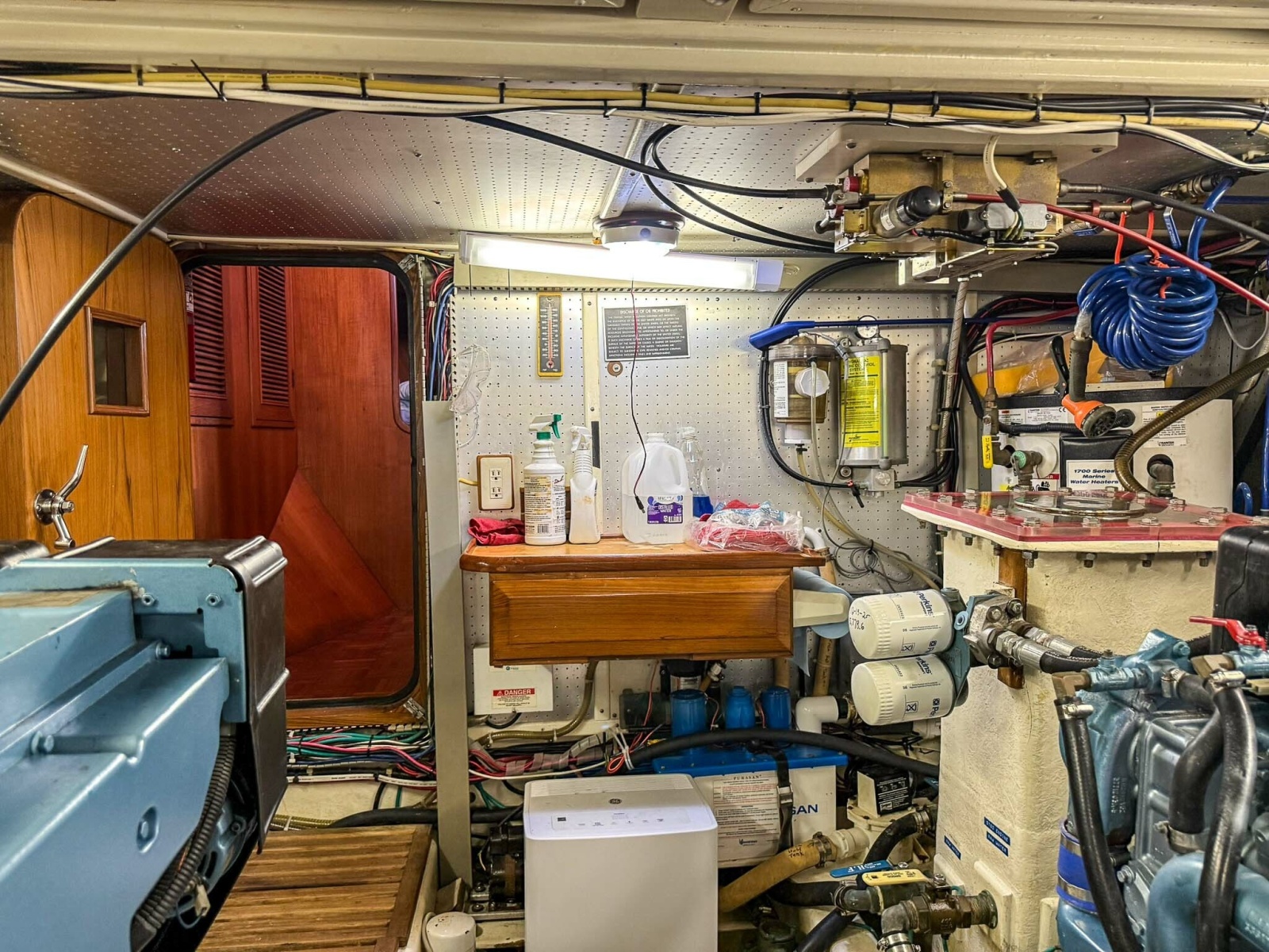 DeFever 49 Engine Room Forward