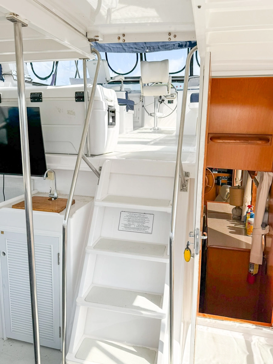 DeFever 49 steps to flybridge