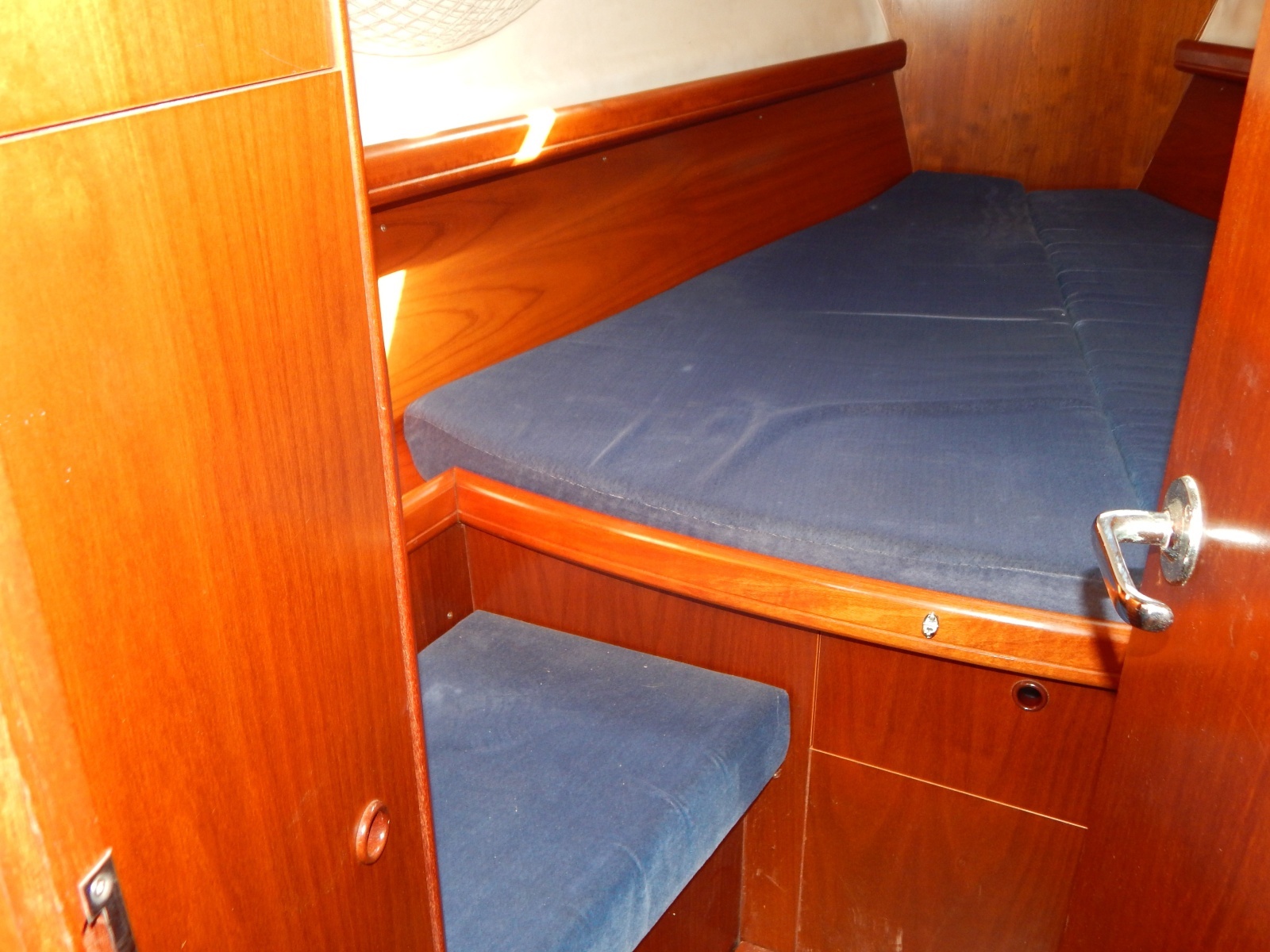 1999 Beneteau Oceanis 381