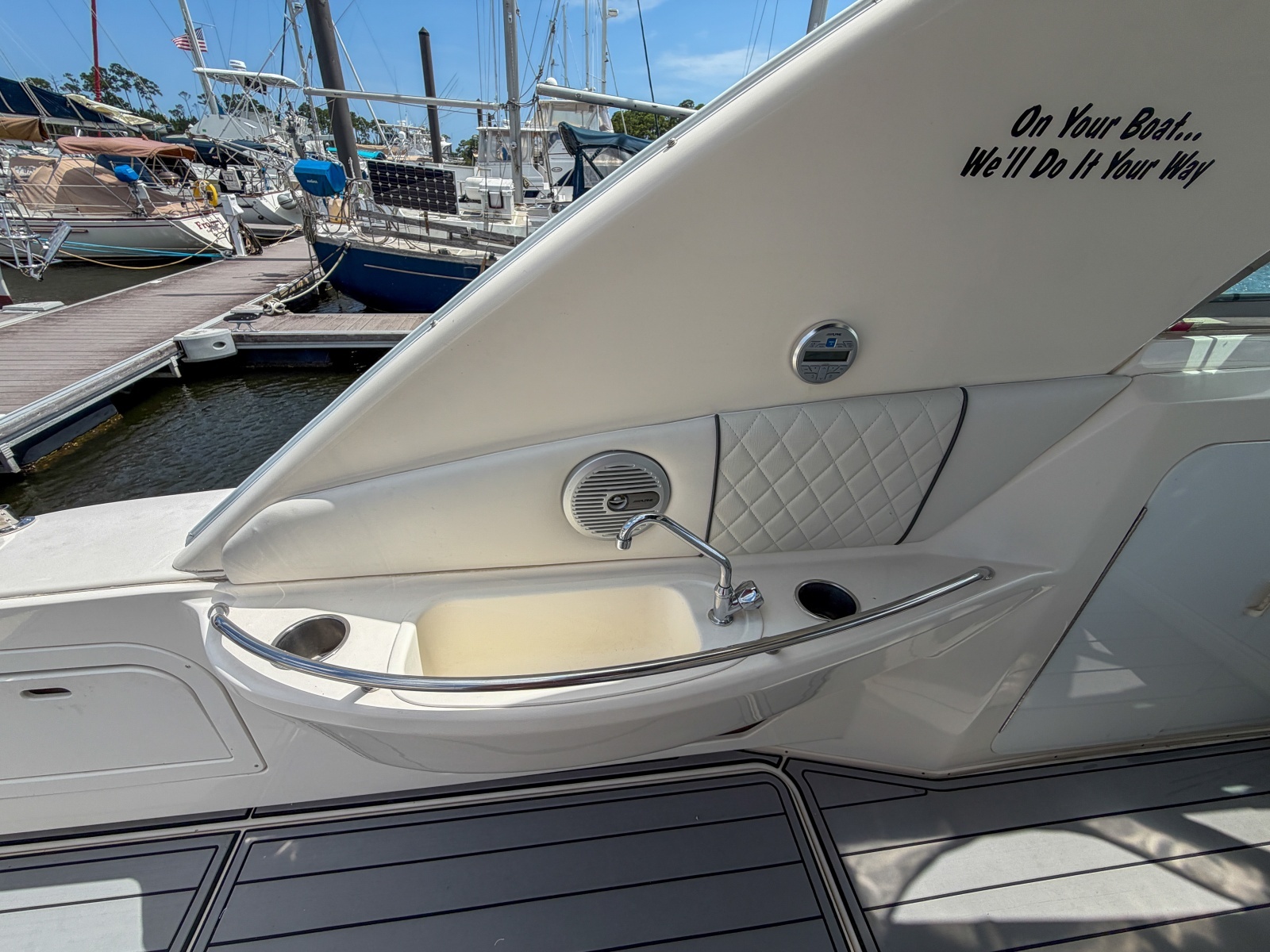1997 Sea Ray 450 Sundancer