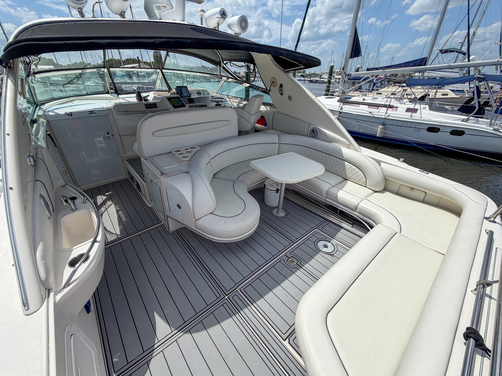 1997 Sea Ray 450 Sundancer