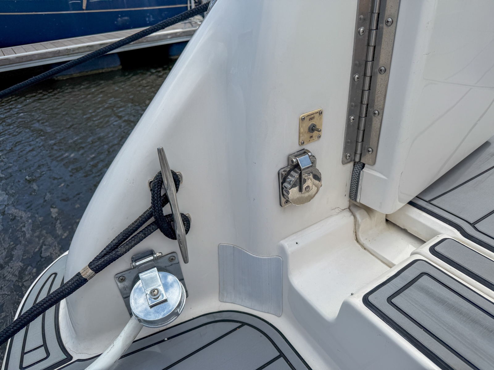 1997 Sea Ray 450 Sundancer