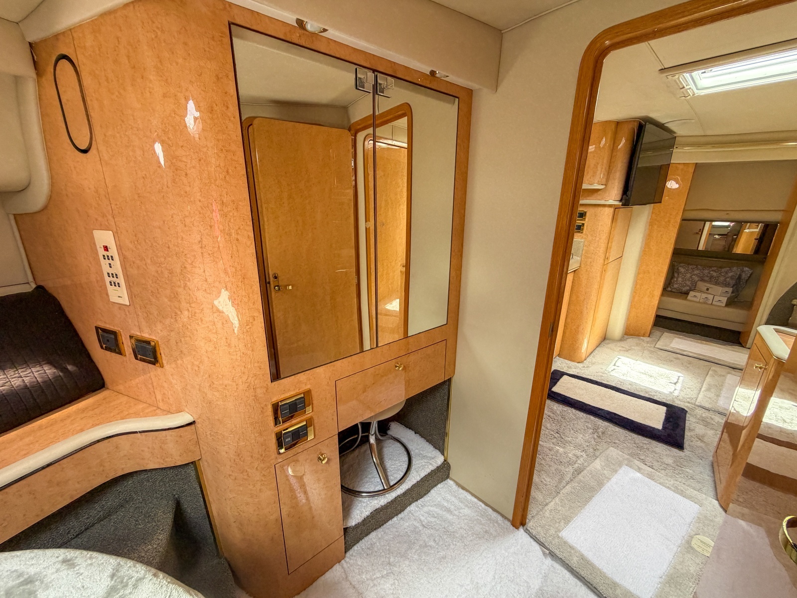 1997 Sea Ray 450 Sundancer
