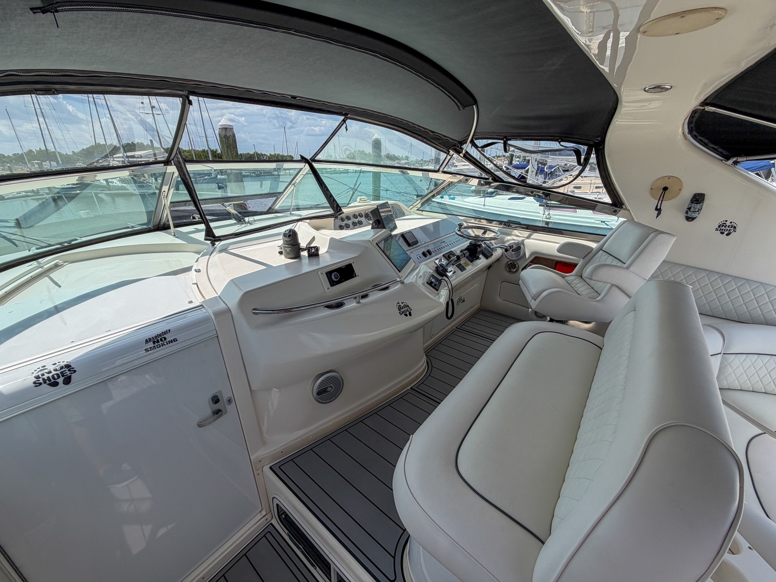 1997 Sea Ray 450 Sundancer