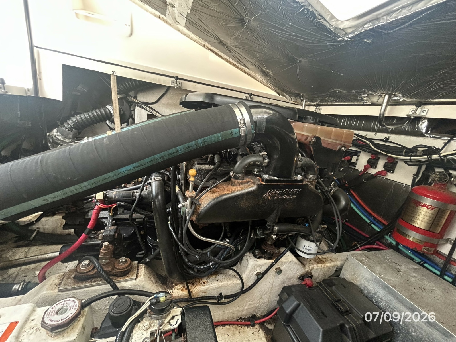 30' Pursuit port main engine