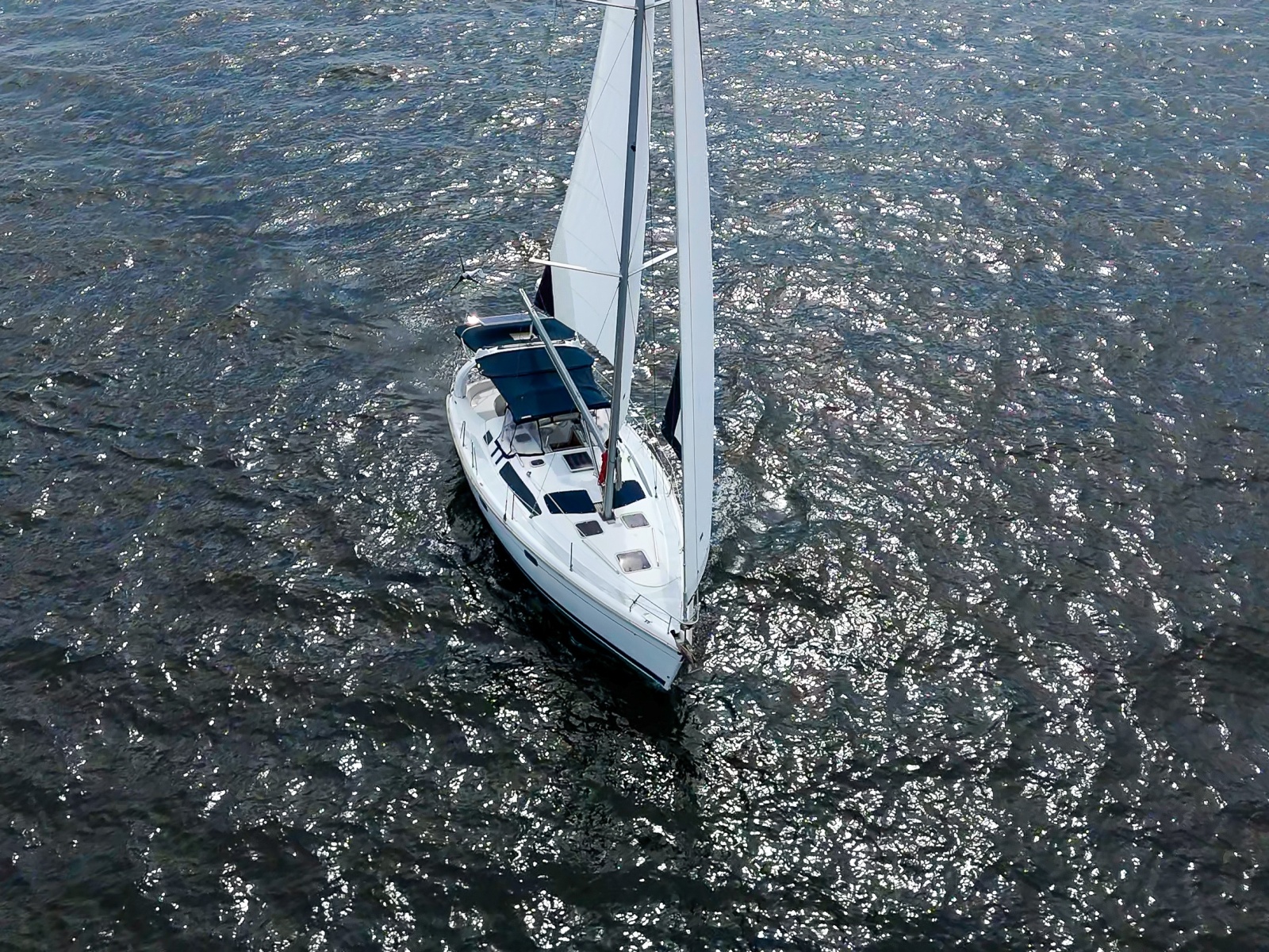 1999 Hunter 380