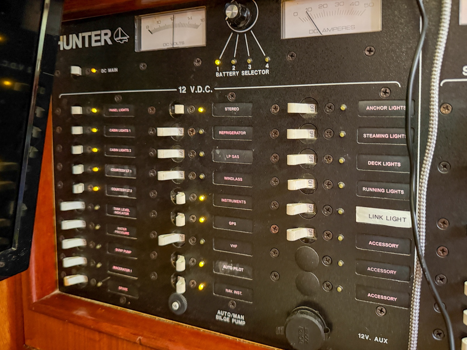 1999 Hunter 380
