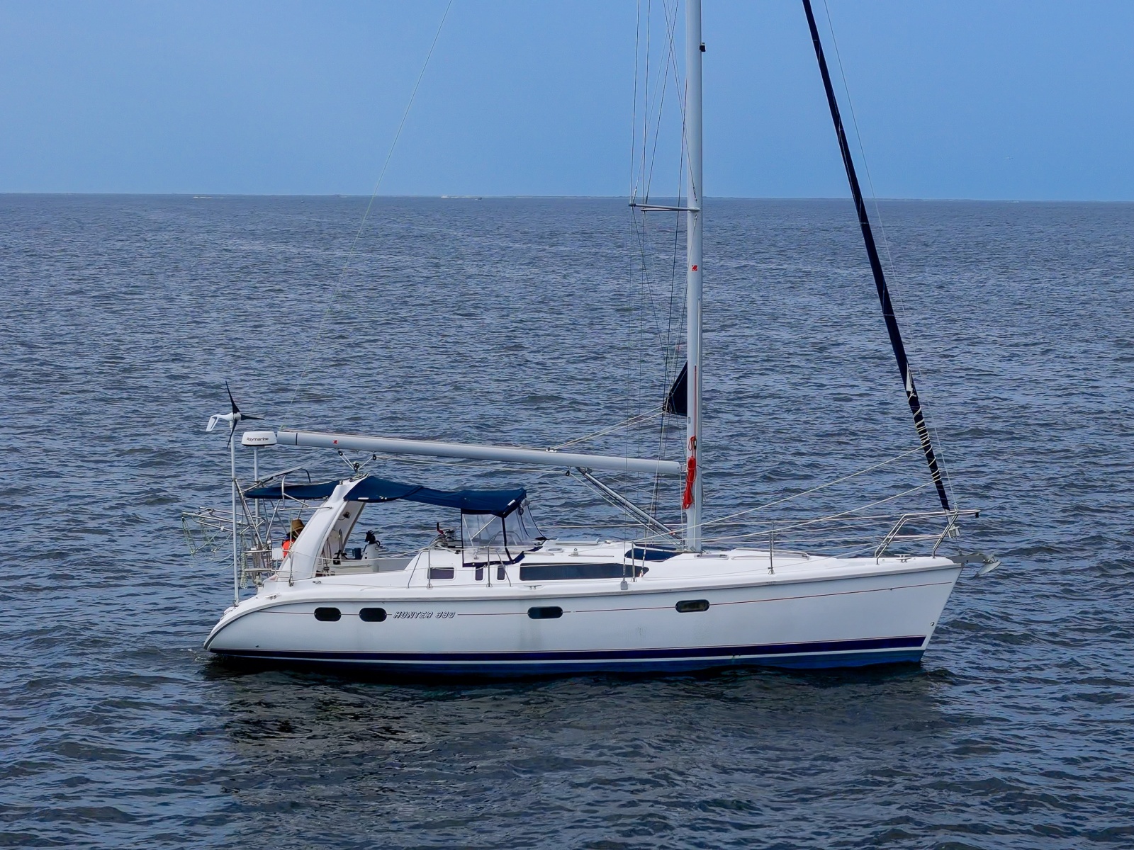 1999 Hunter 380