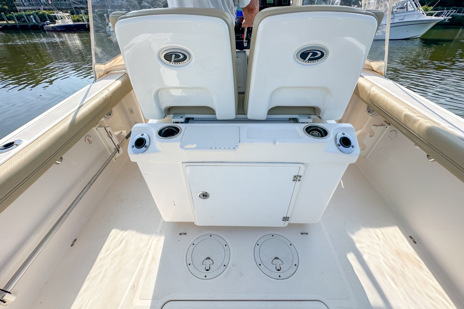 2018 Pursuit C 260