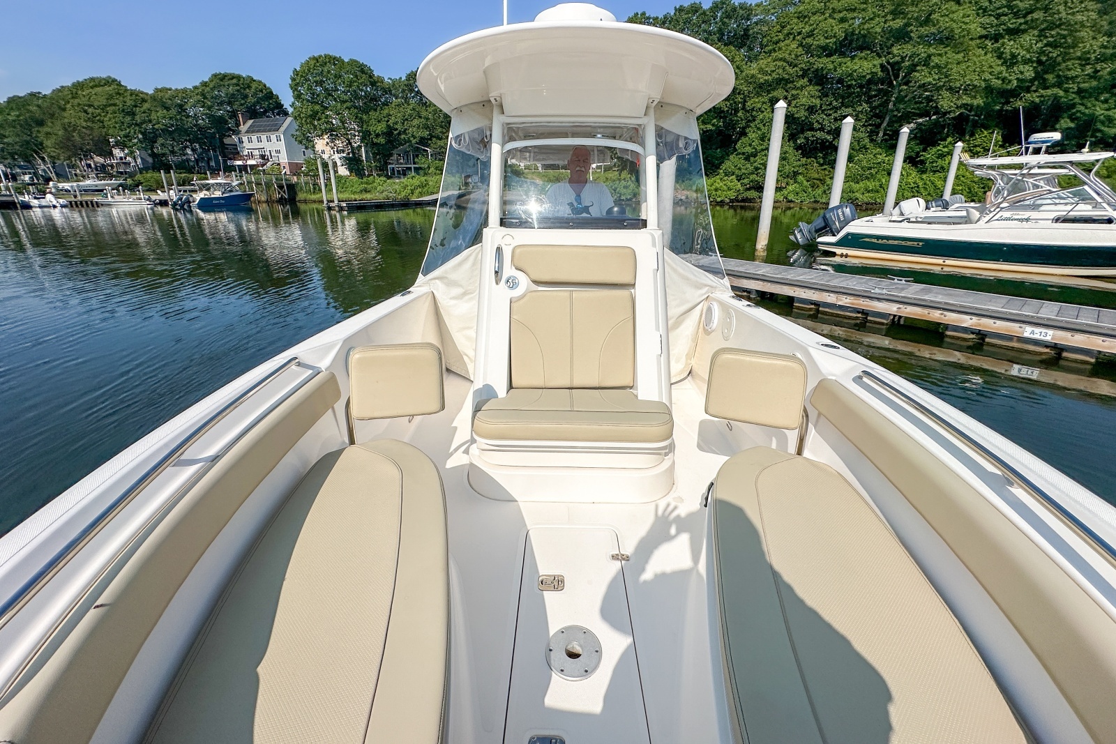 2018 Pursuit C 260