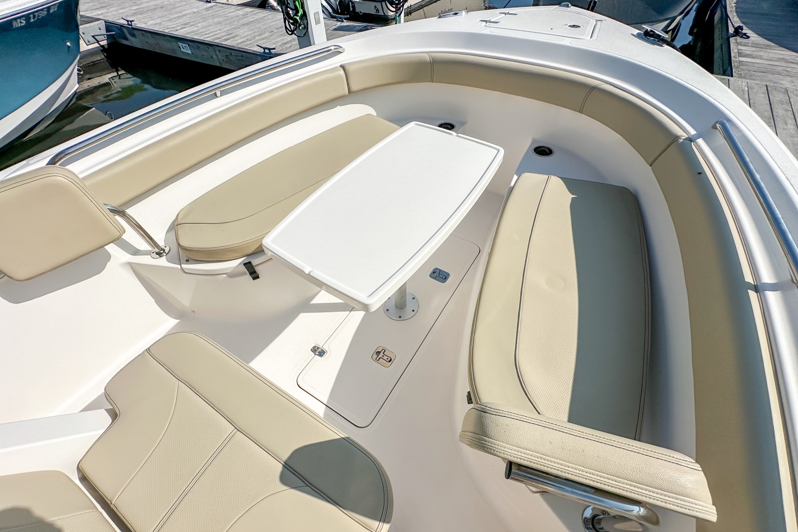 2018 Pursuit C 260