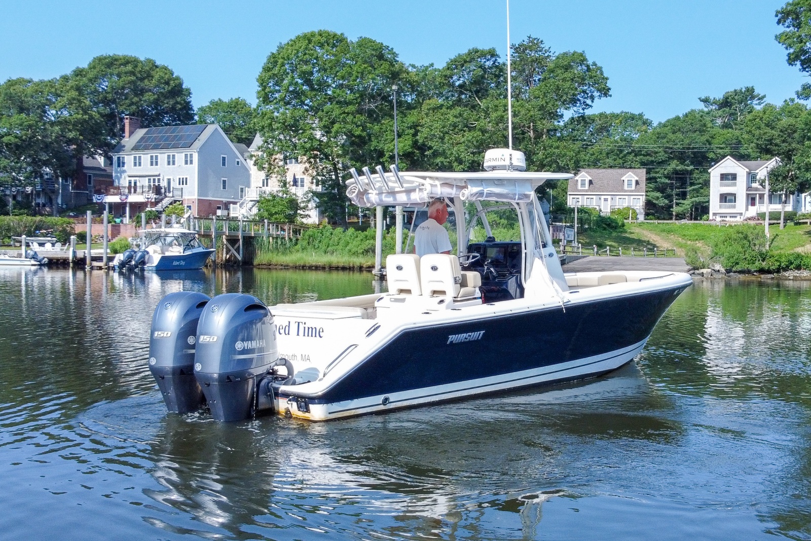 2018 Pursuit C 260