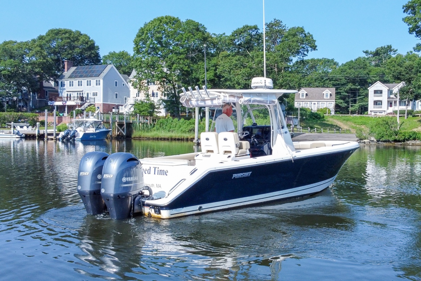 2018 Pursuit C 260