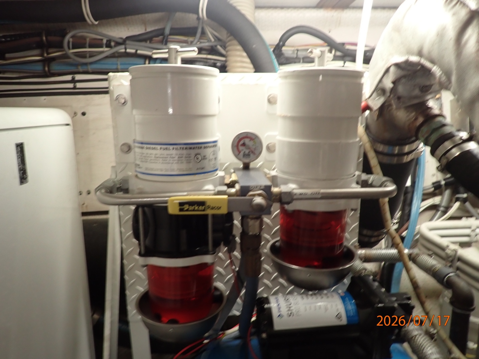 48' Hatteras port Racor fuel filters
