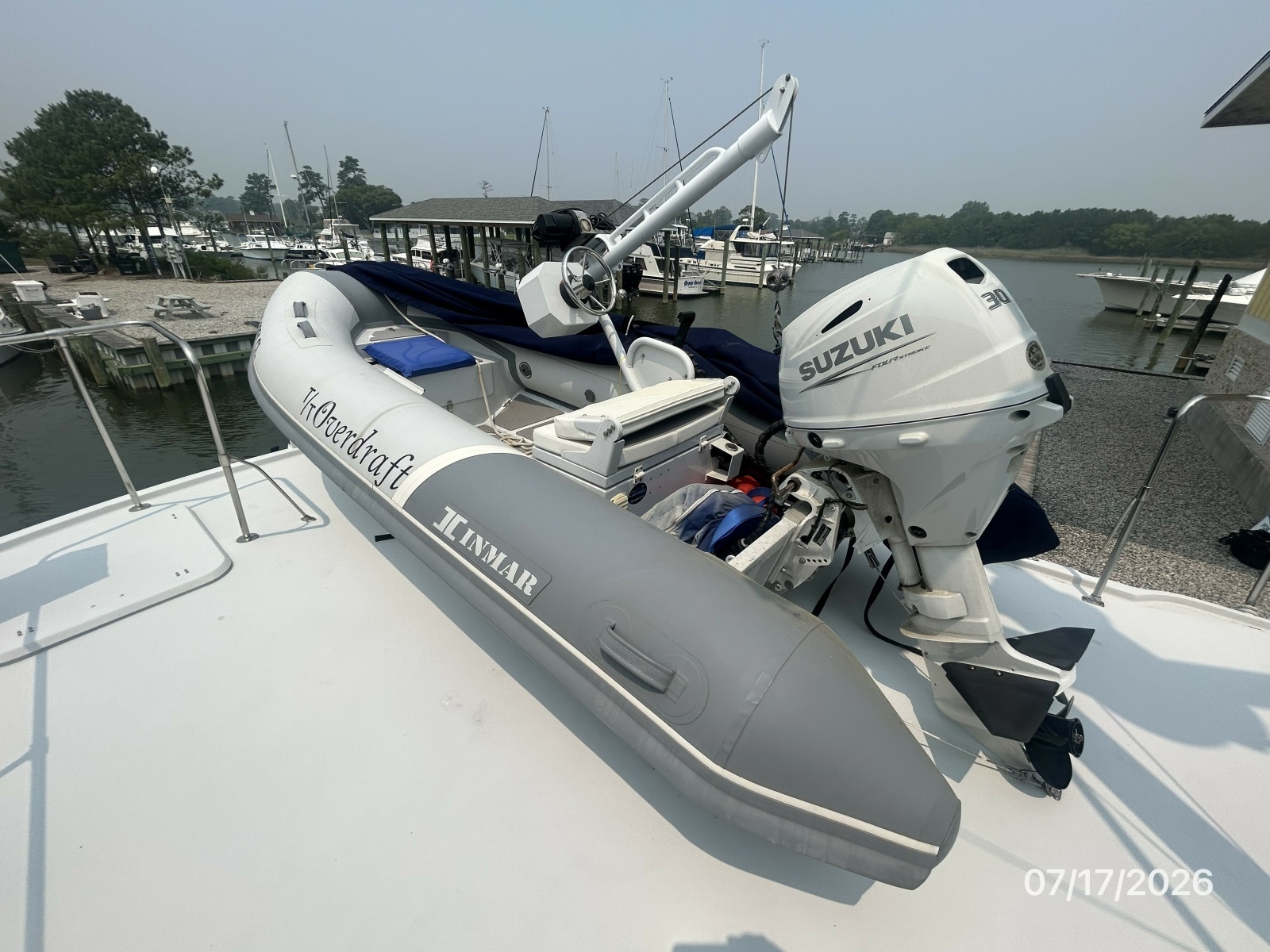 48' Hatteras tender2