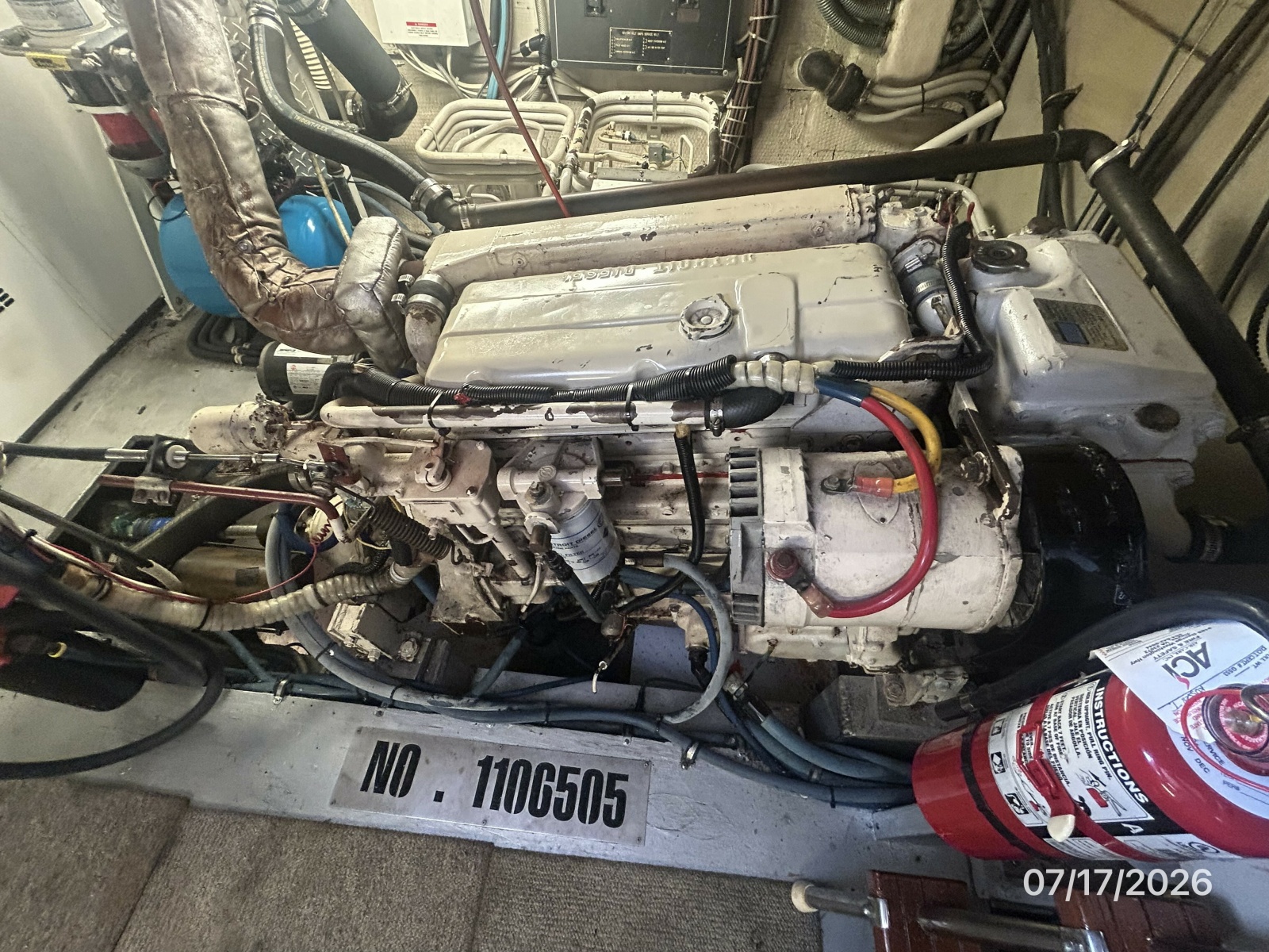 48' Hatteras port main engine1