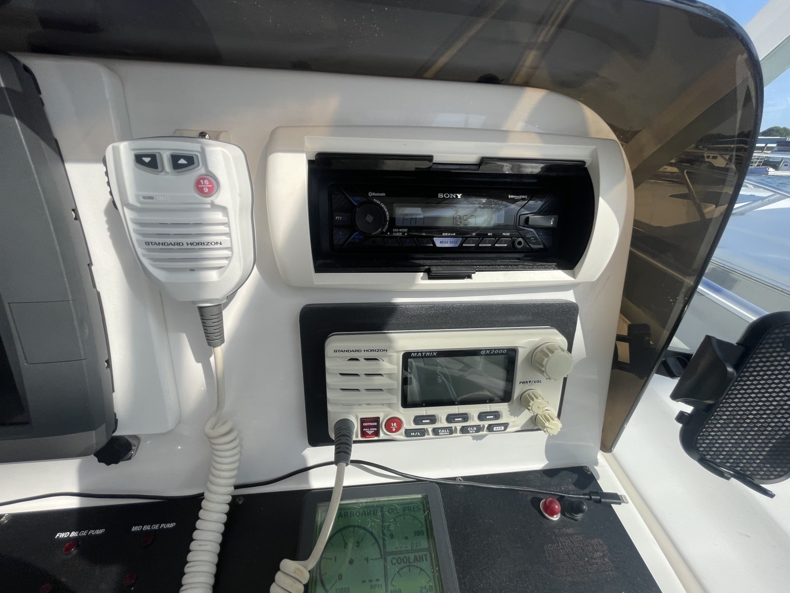 SONY Stereo & VHF