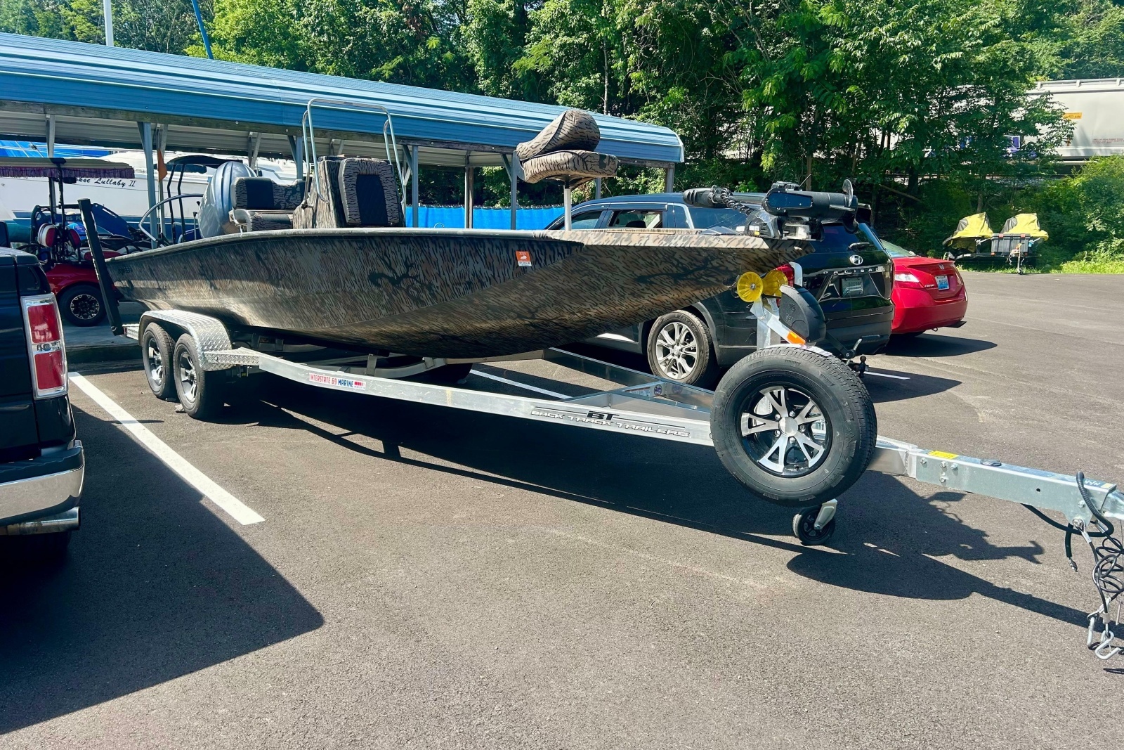 2025 Xpress H22B Bay