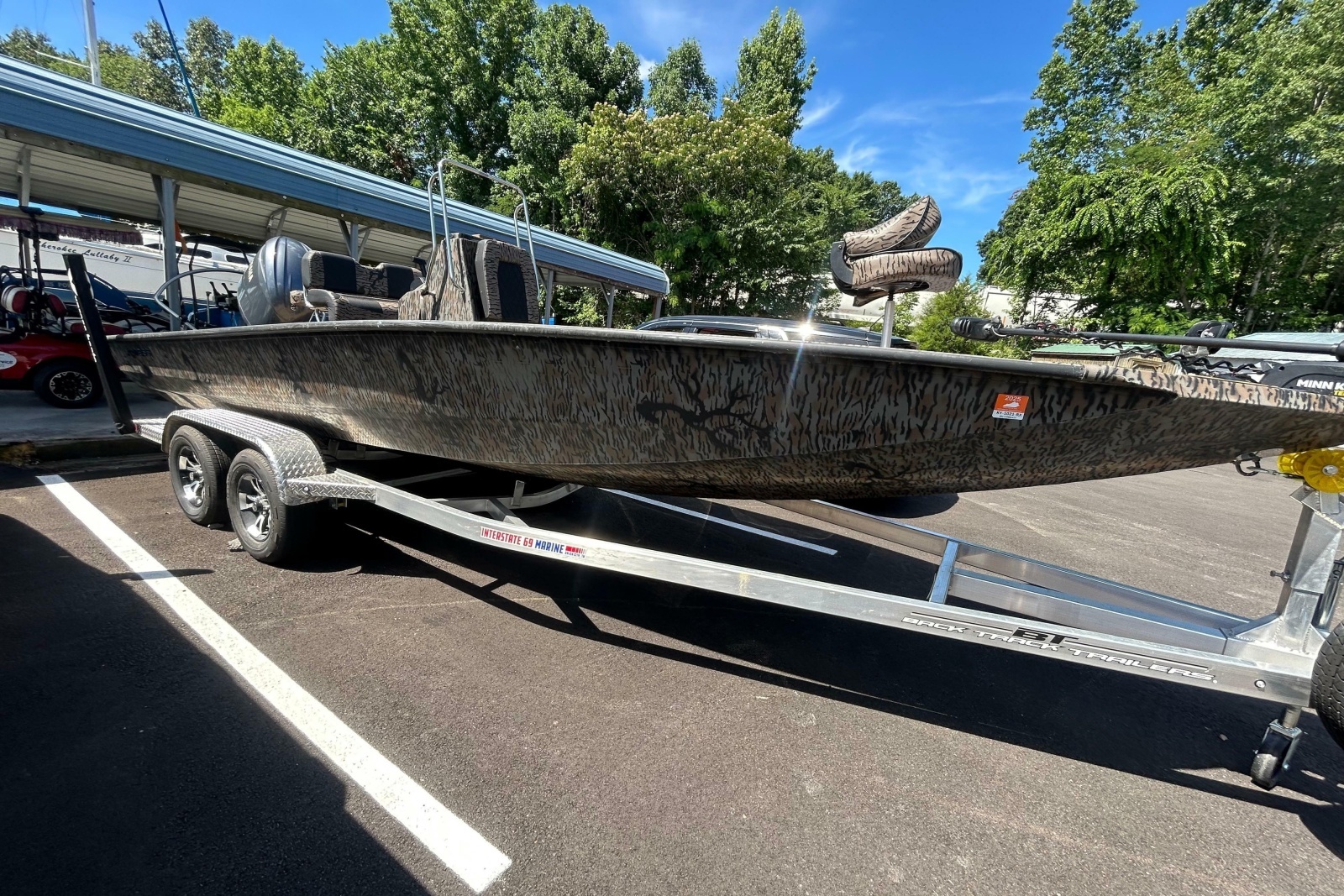 2025 Xpress H22B Bay