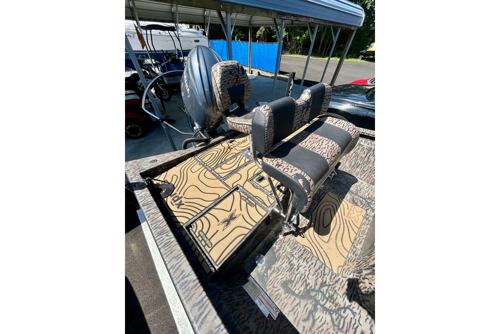 2025 Xpress H22B Bay