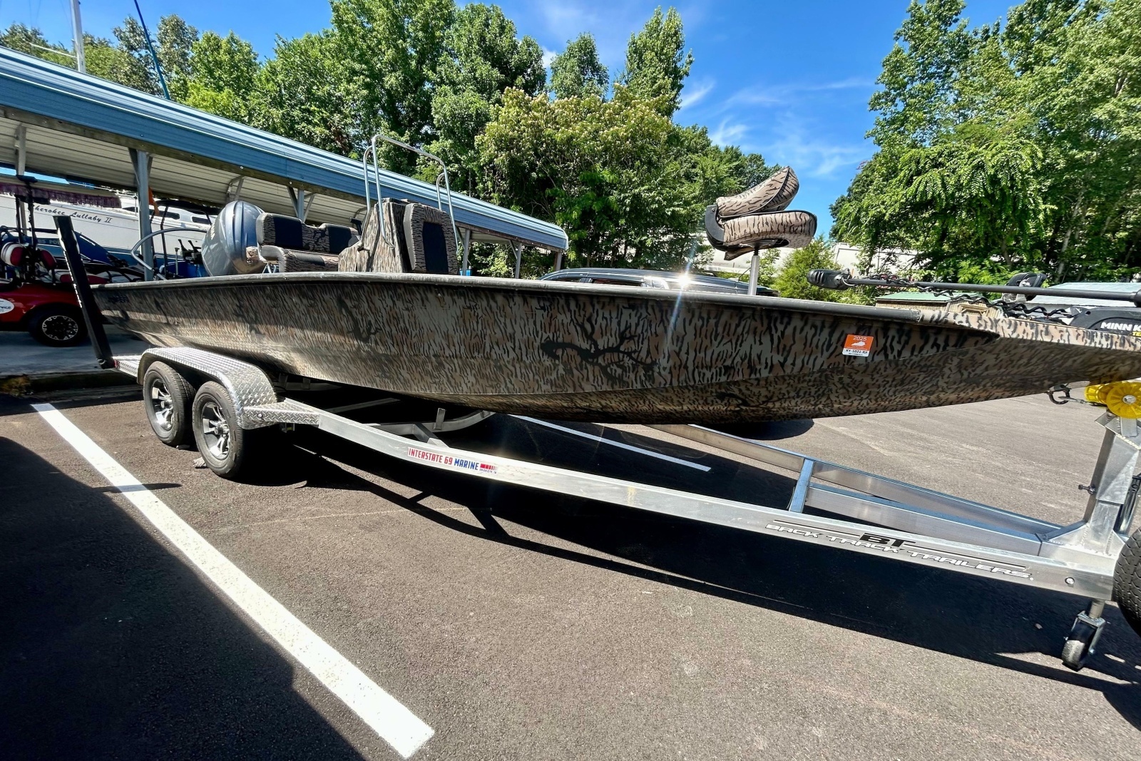 2025 Xpress H22B Bay