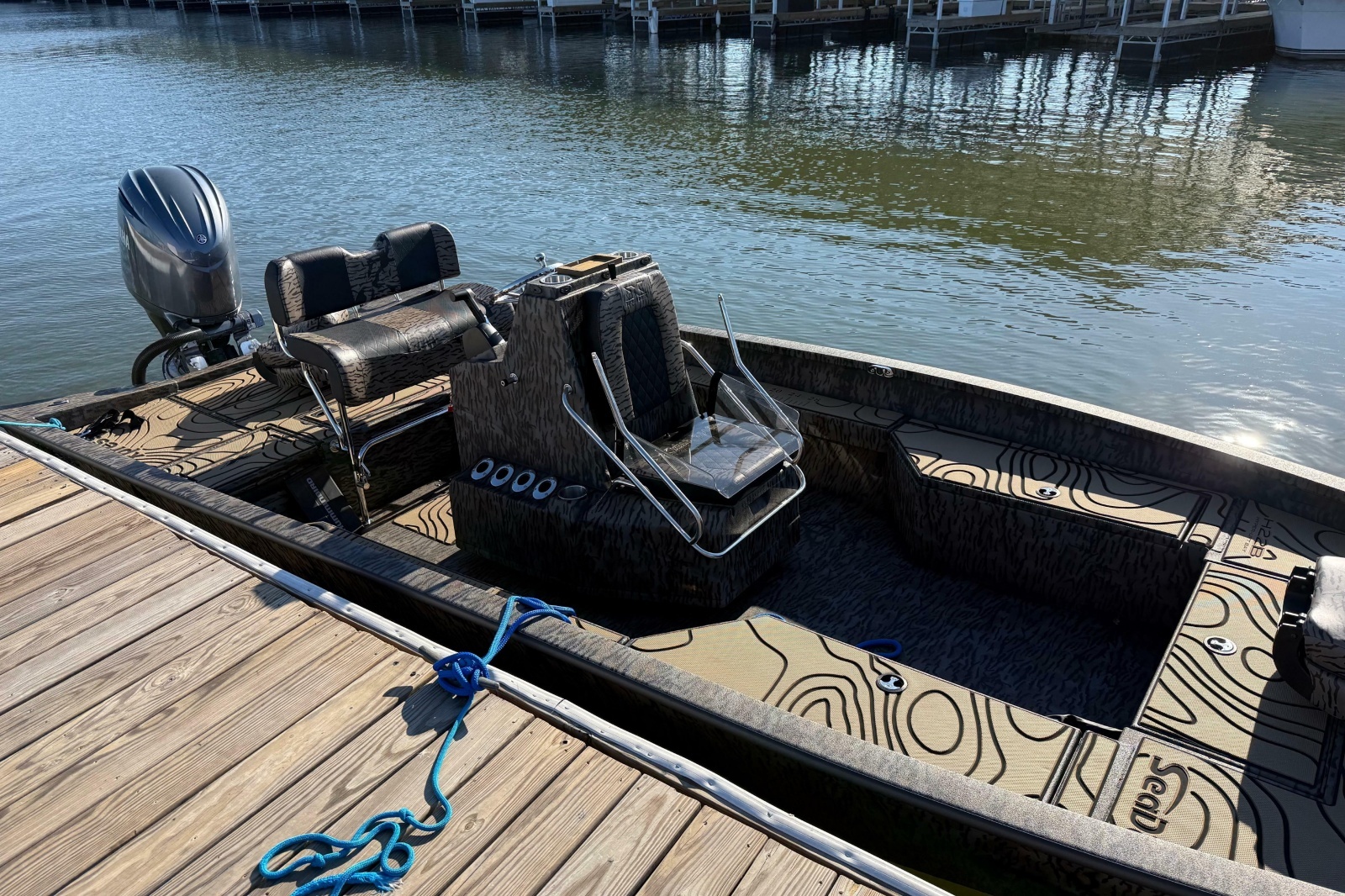 2025 Xpress H22B Bay