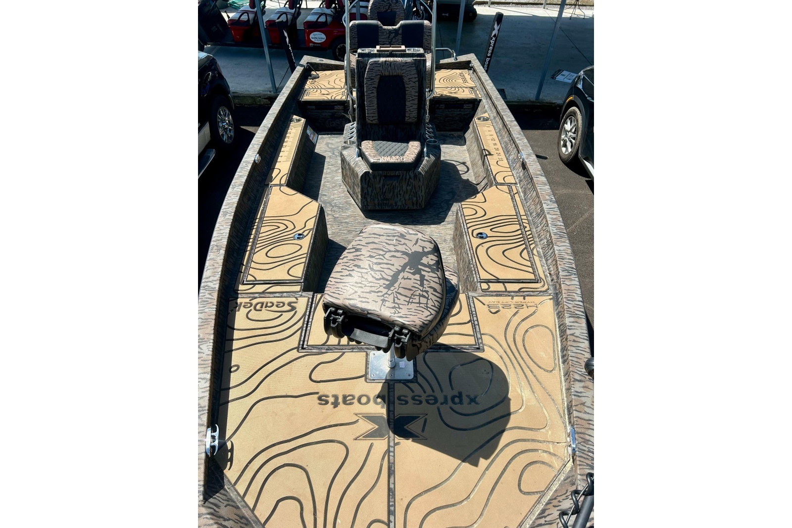 2025 Xpress H22B Bay