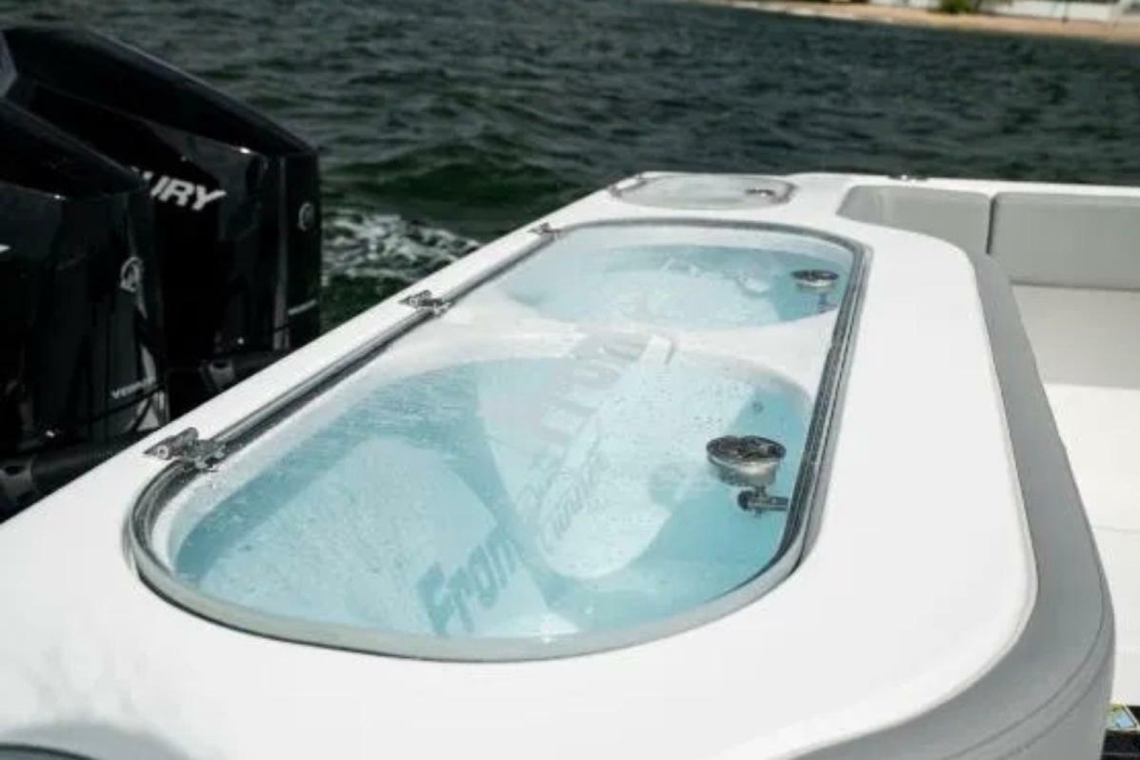2024 Front Runner 37 Catamaran
