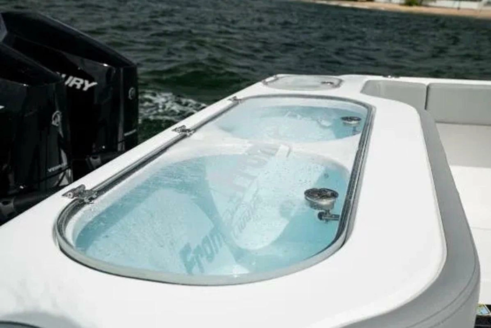 2024 Front Runner 37 Catamaran