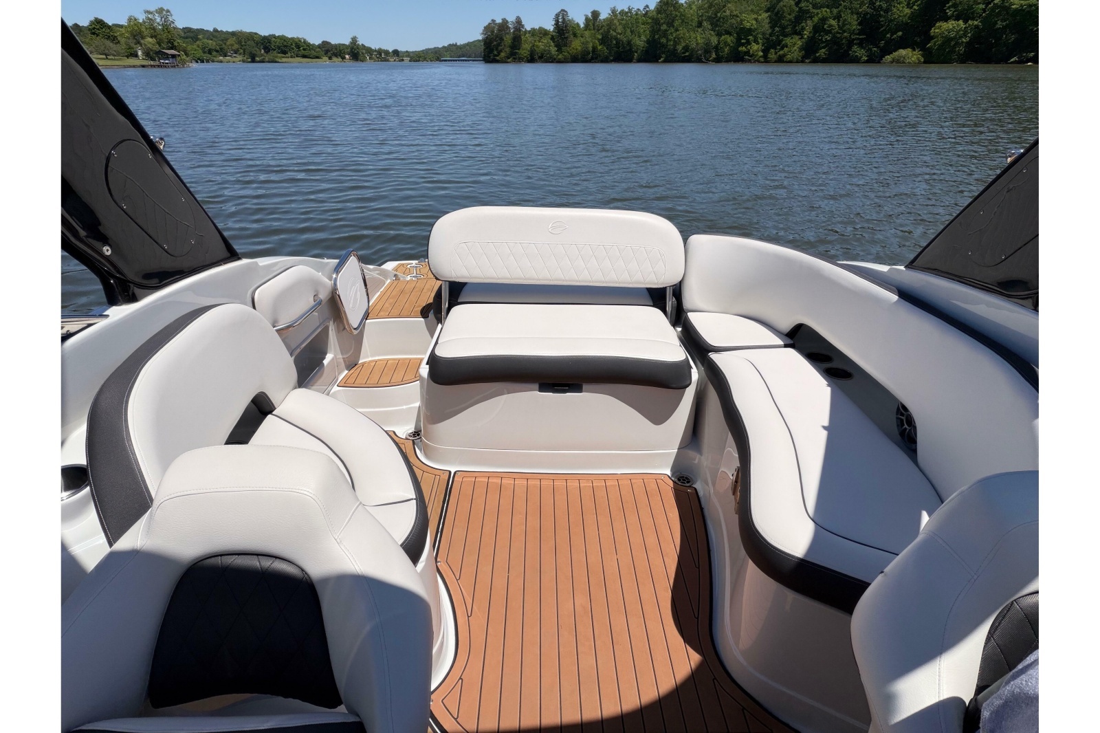 2023 Crownline Eclipse E255