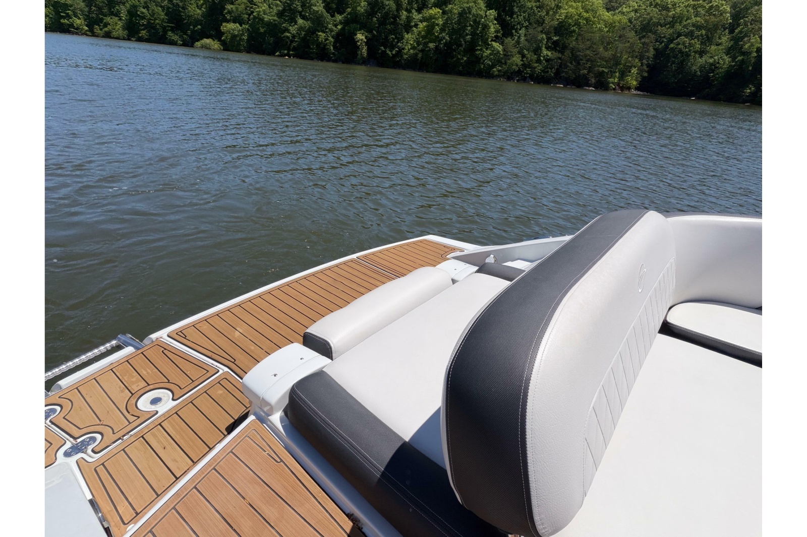 2023 Crownline Eclipse E255