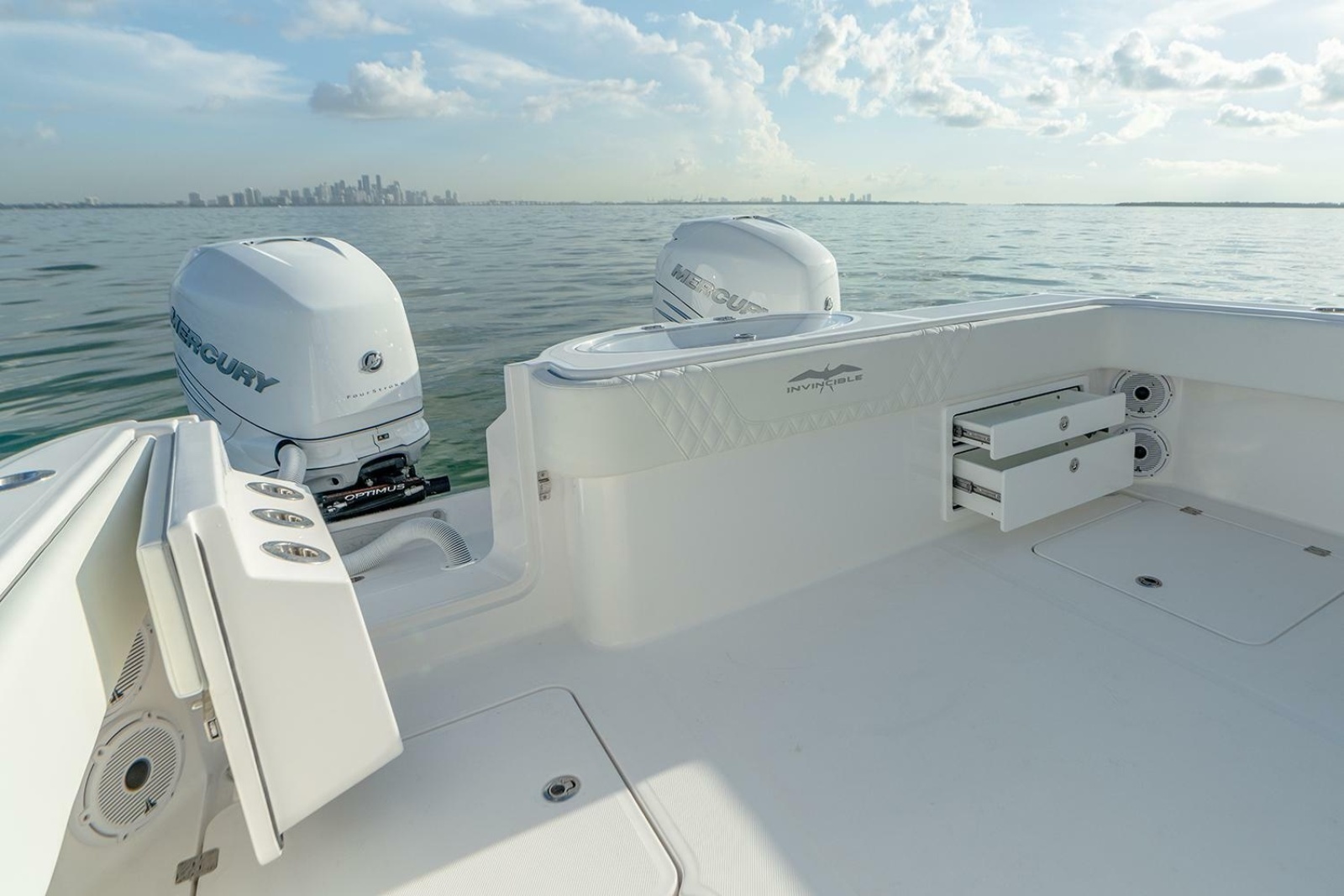 2023 Invincible 33 Catamaran