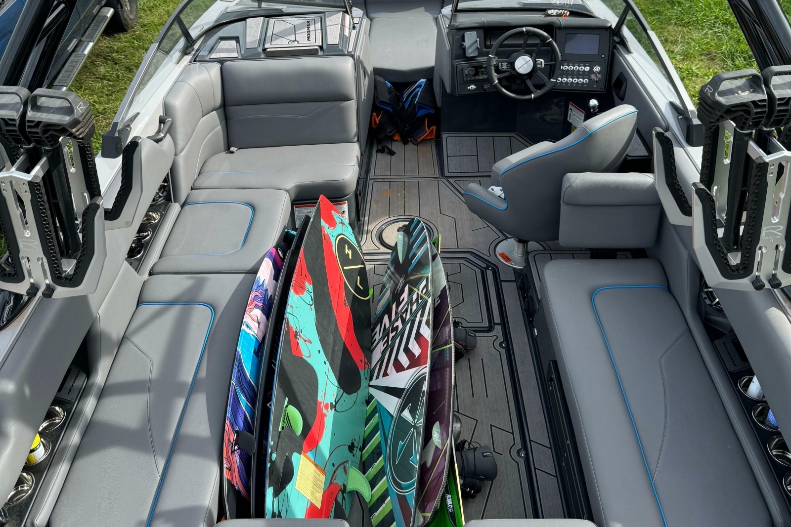 2023 Moomba Mojo