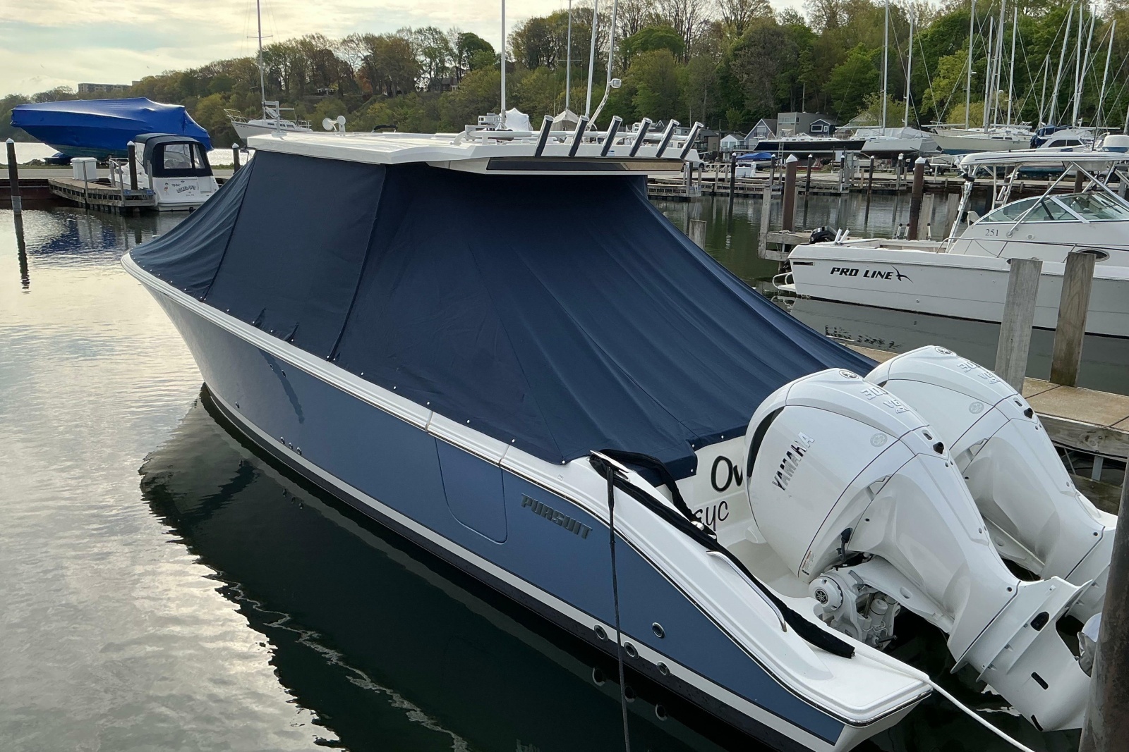 2023 Pursuit S 328 Sport