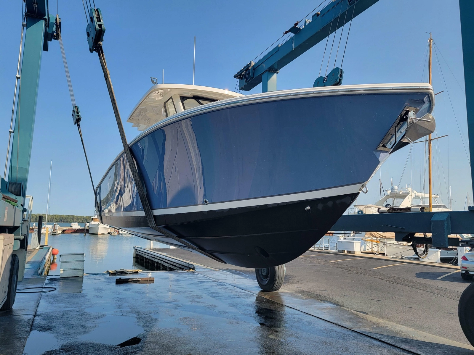 2023 Pursuit S 328 Sport