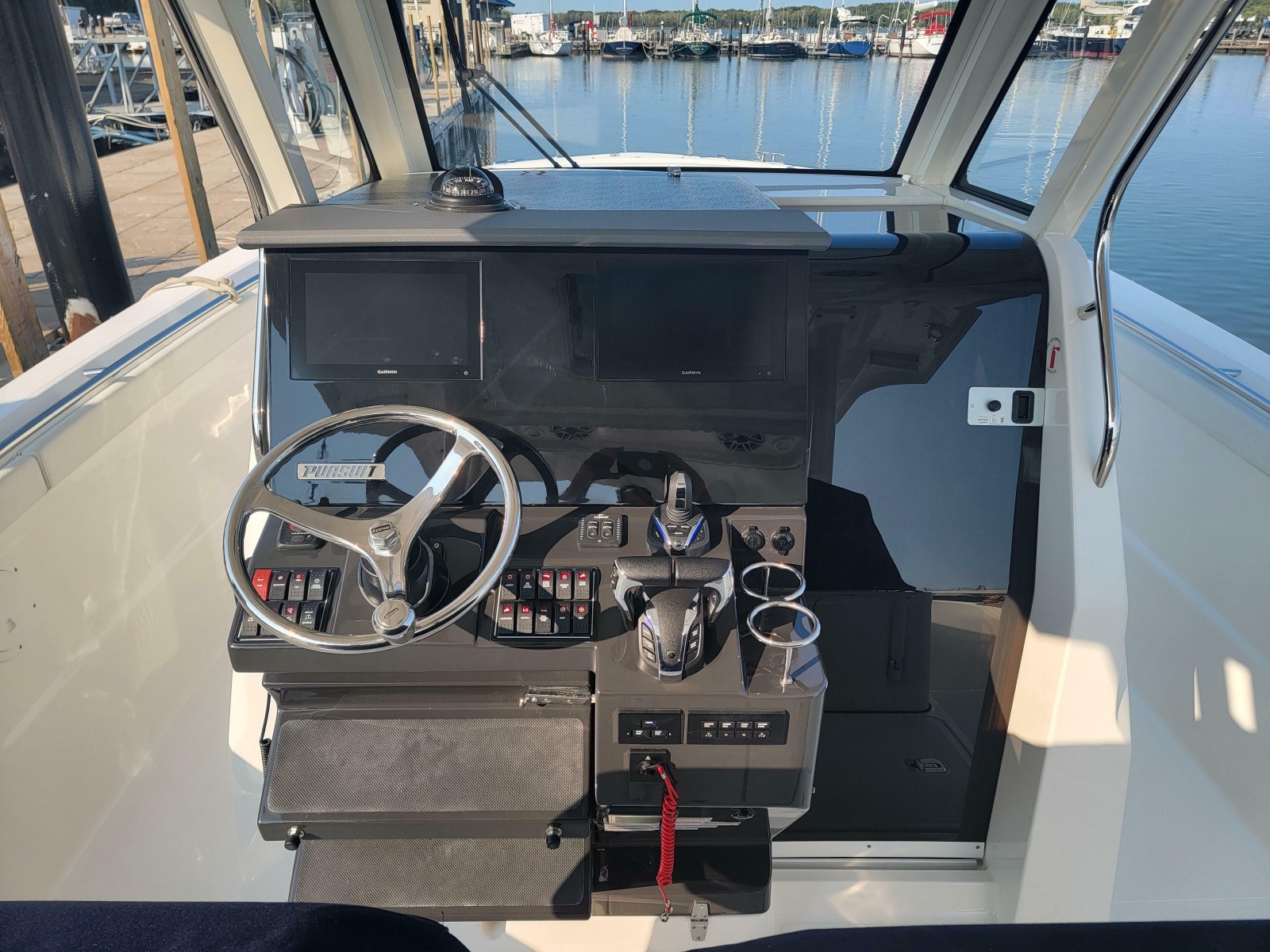 2023 Pursuit S 328 Sport