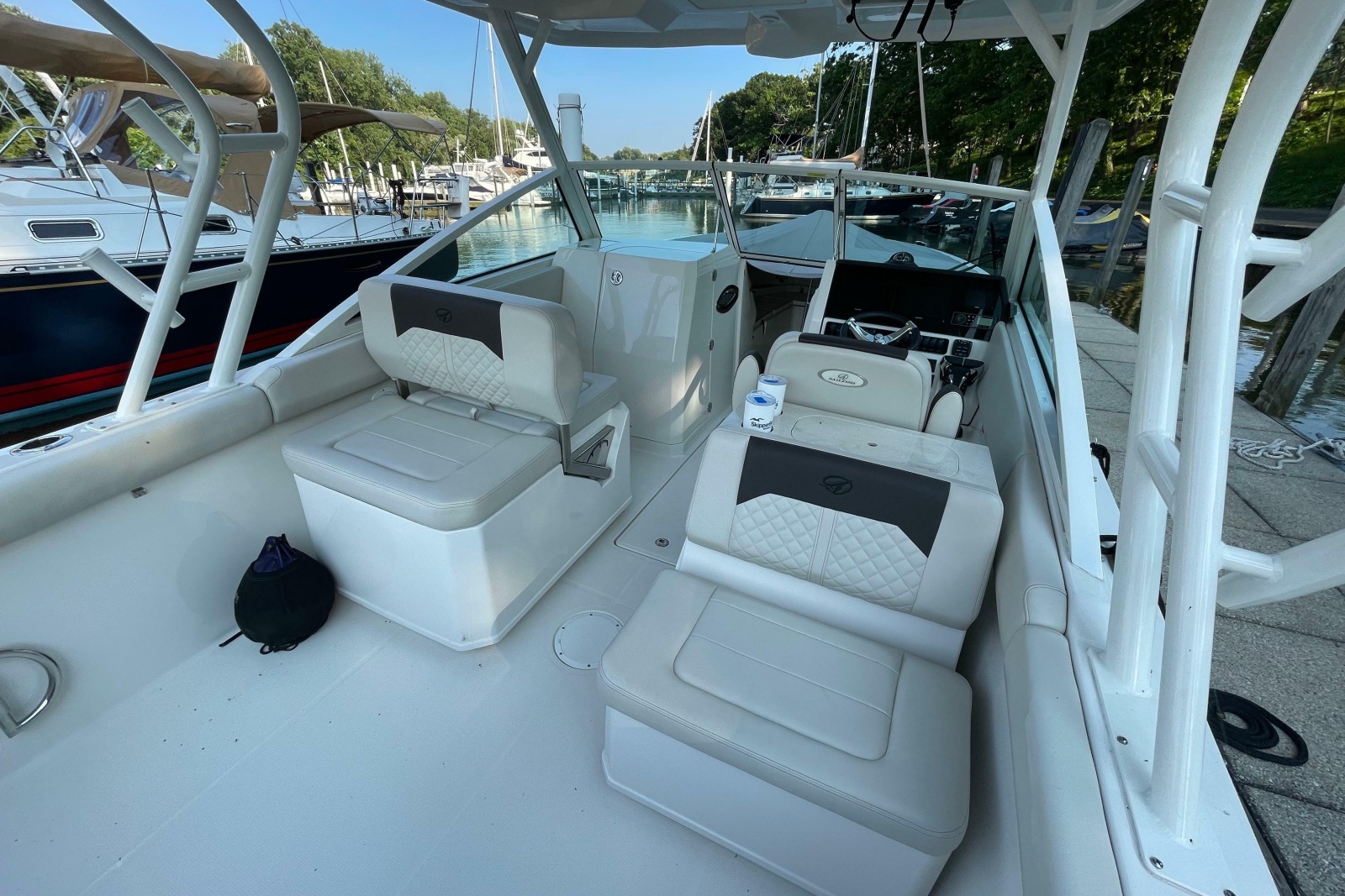 2023 Sailfish 276 DC