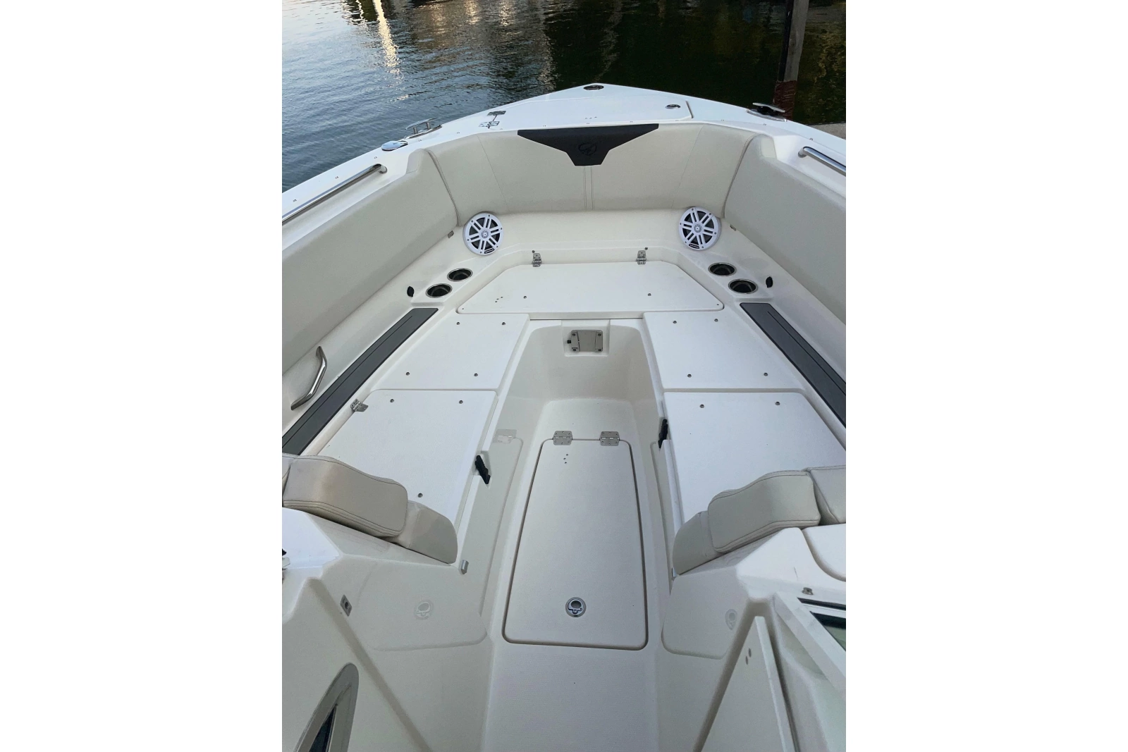 2023 Sailfish 276 DC
