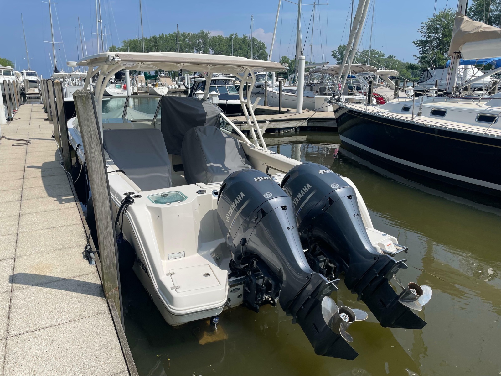 2023 Sailfish 276 DC