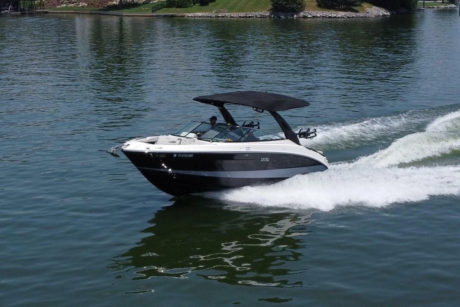 2023 Sea Ray SLX 260 Surf