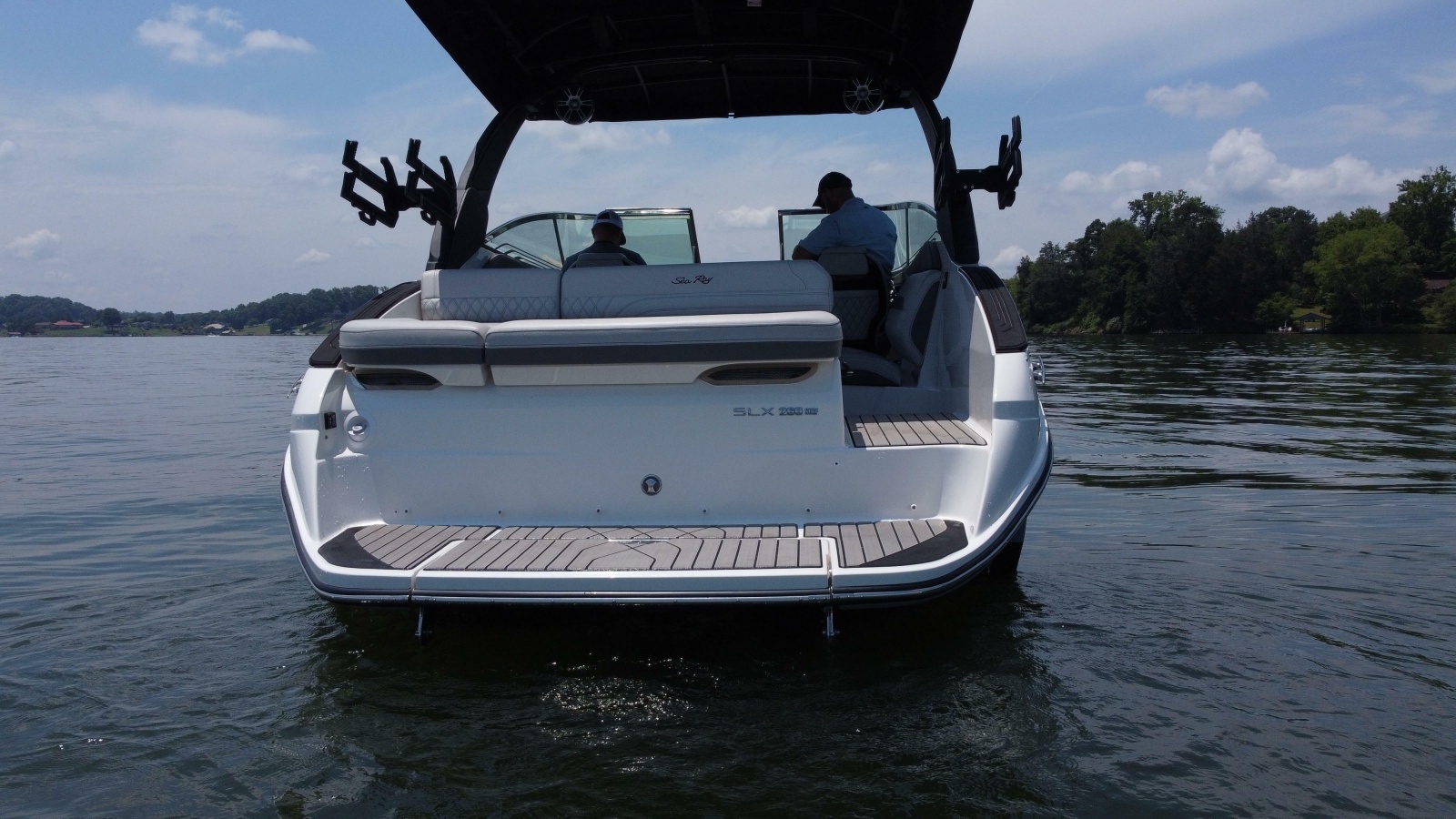 2023 Sea Ray SLX 260 Surf