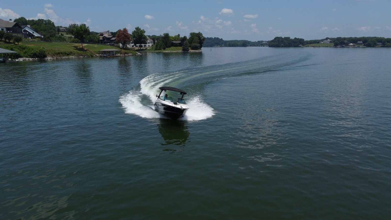 2023 Sea Ray SLX 260 Surf
