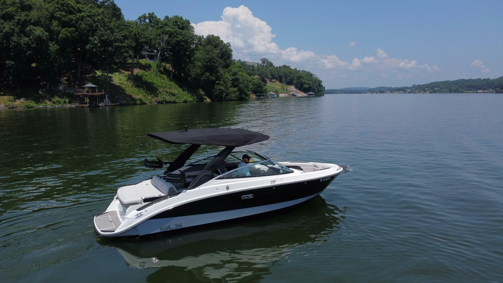 2023 Sea Ray SLX 260 Surf