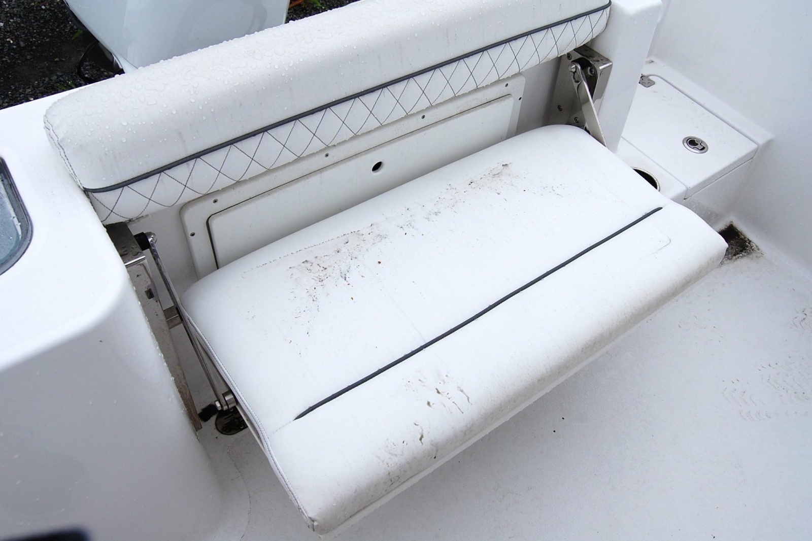 2023 Sportsman Open 242 Center Console